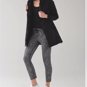 Lululemon Jet Pant Luxtreme Jacquard Black, size 2